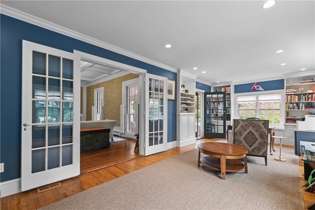 129 Rumstick Road Barrington, RI 02806 - Photo 6 of 34