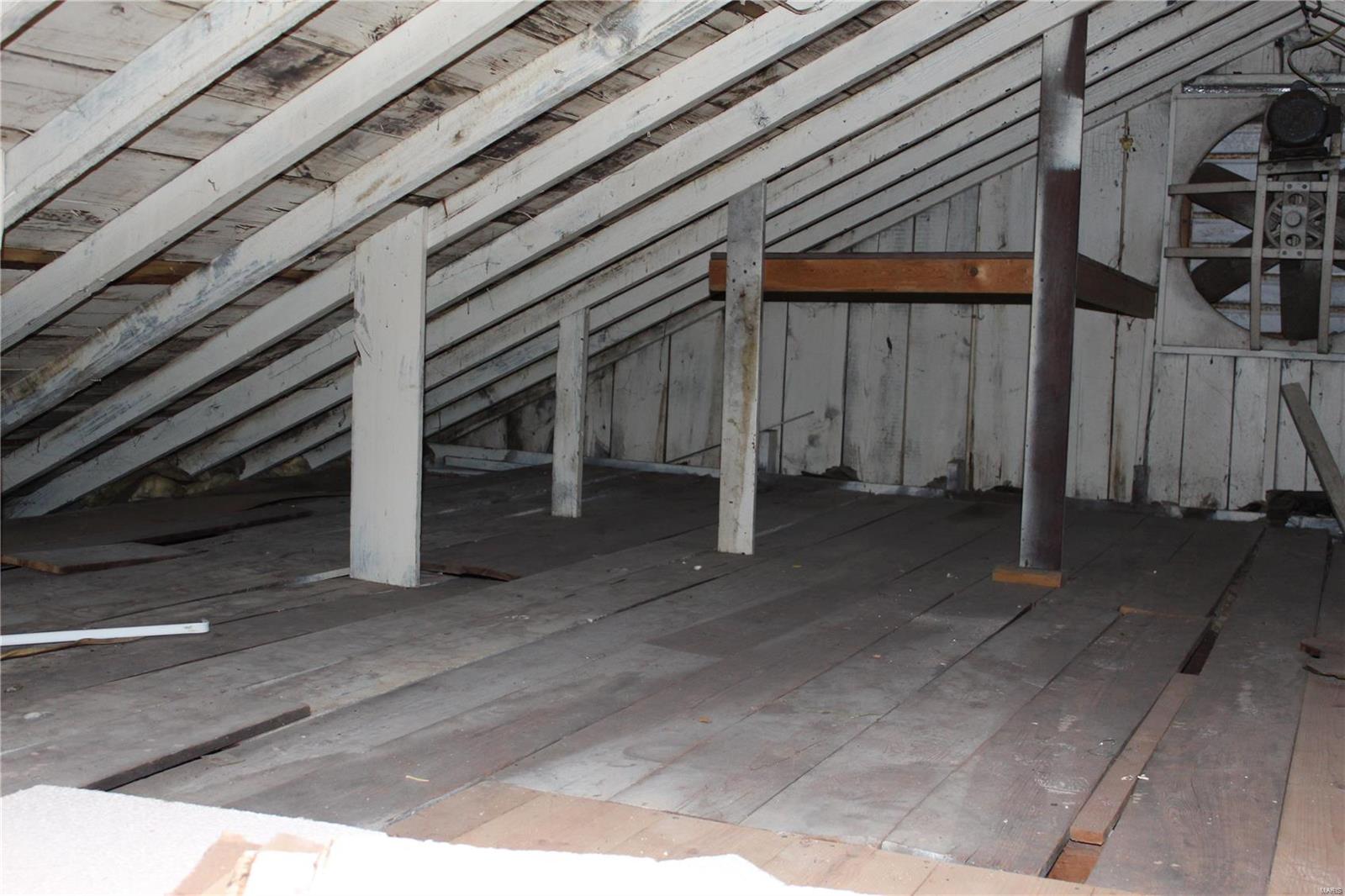 2641 Carson Road St. Louis, MO 63114 - Photo 23 of 28 Gallery Image 23