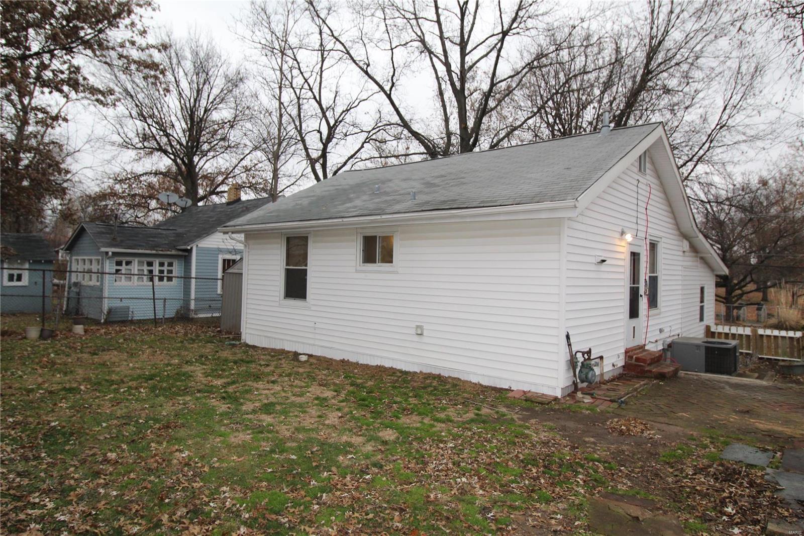 2641 Carson Road St. Louis, MO 63114 - Photo 28 of 28 Gallery Image 28