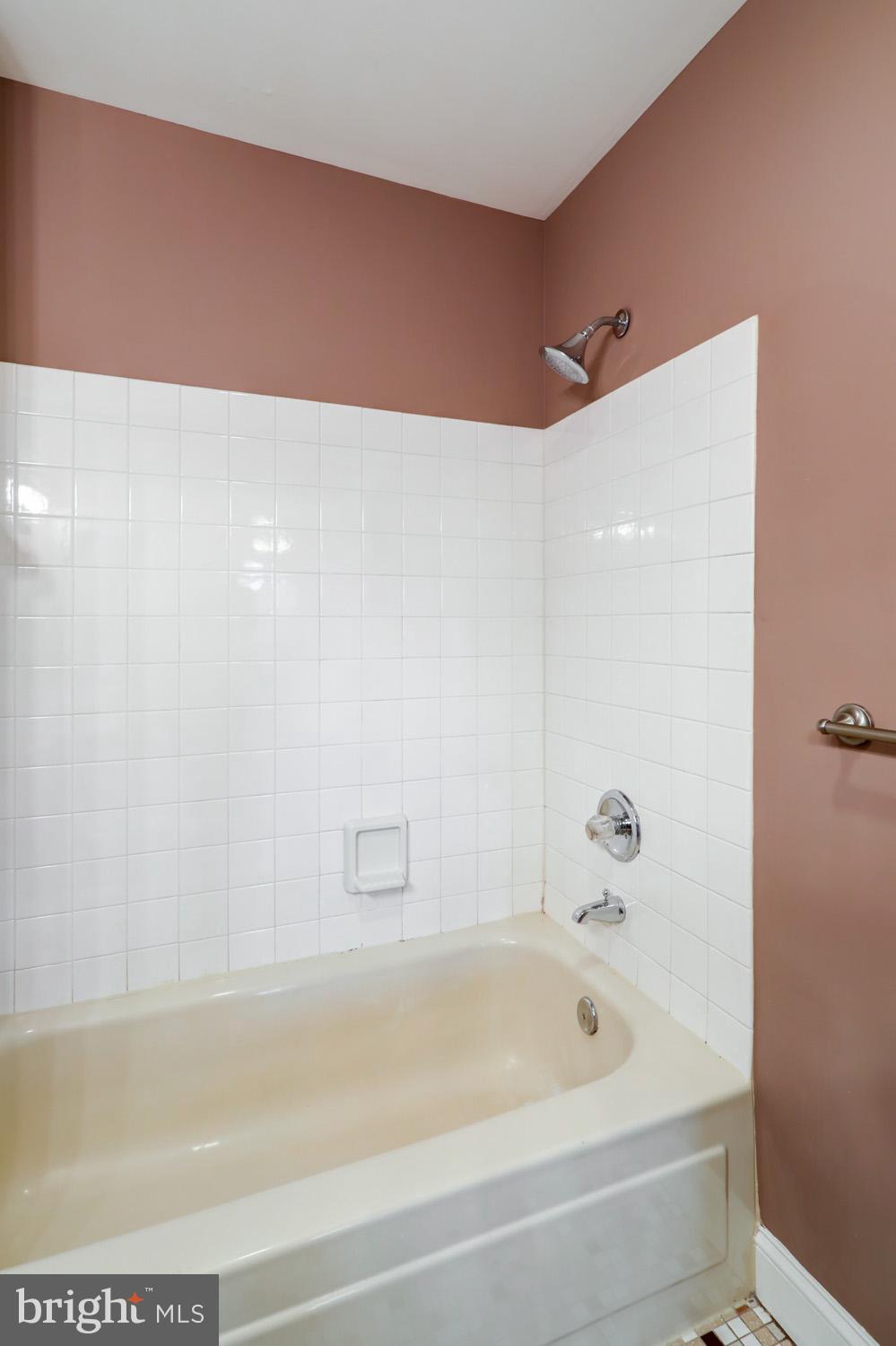 406 Valleybrook Drive Lancaster, PA 17601 - Photo 14 of 31