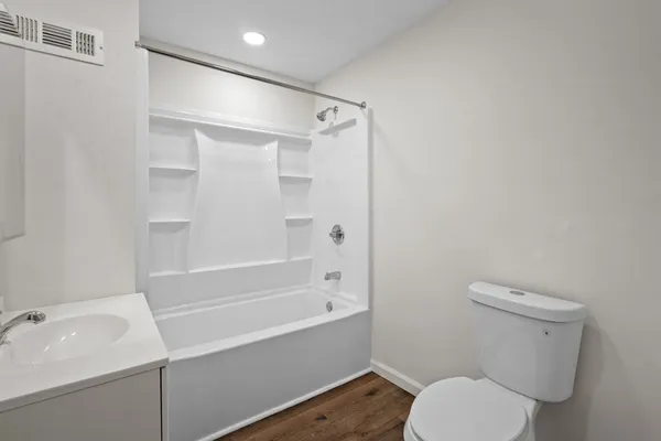 $1,450 | 66 Endicott Avenue, Unit 2, Johnson City, NY 13790