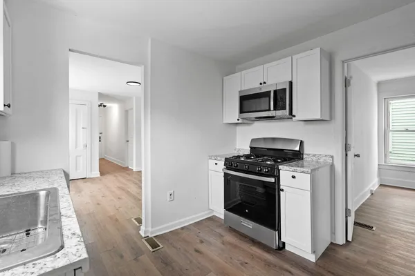 $1,450 | 66 Endicott Avenue, Unit 2, Johnson City, NY 13790