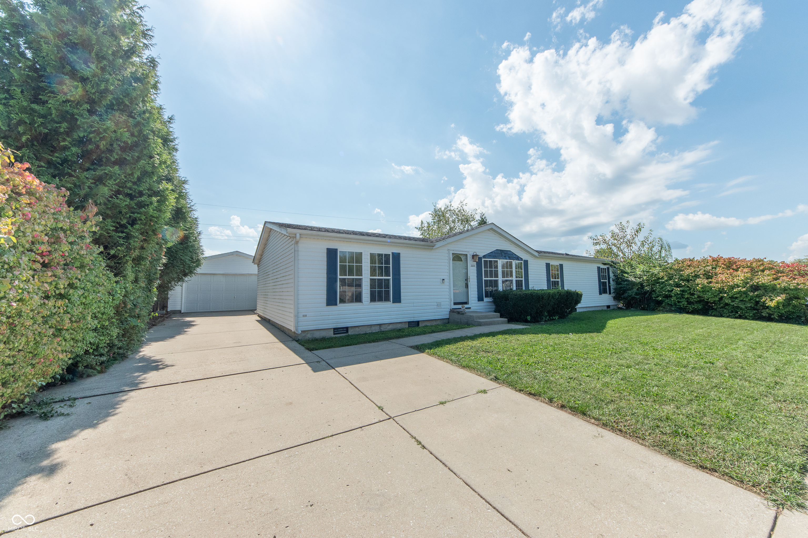 3333 Spring Valley Drive Columbus, IN 47203 - Photo 18 of 25 Gallery Image 18