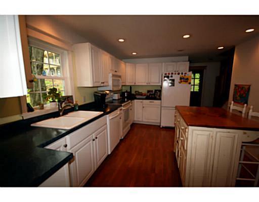 19 Maddocks Road West Boothbay Harbor, ME 04575 - Photo 5 of 22 Kitchen.