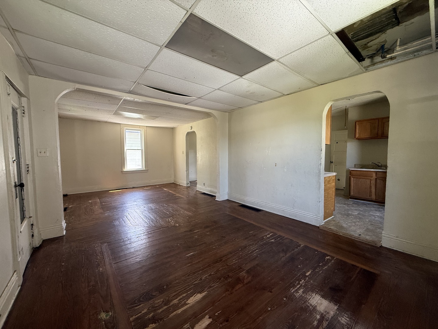 1355 South 7th Avenue Kankakee, IL 60901 - Photo 2 of 10