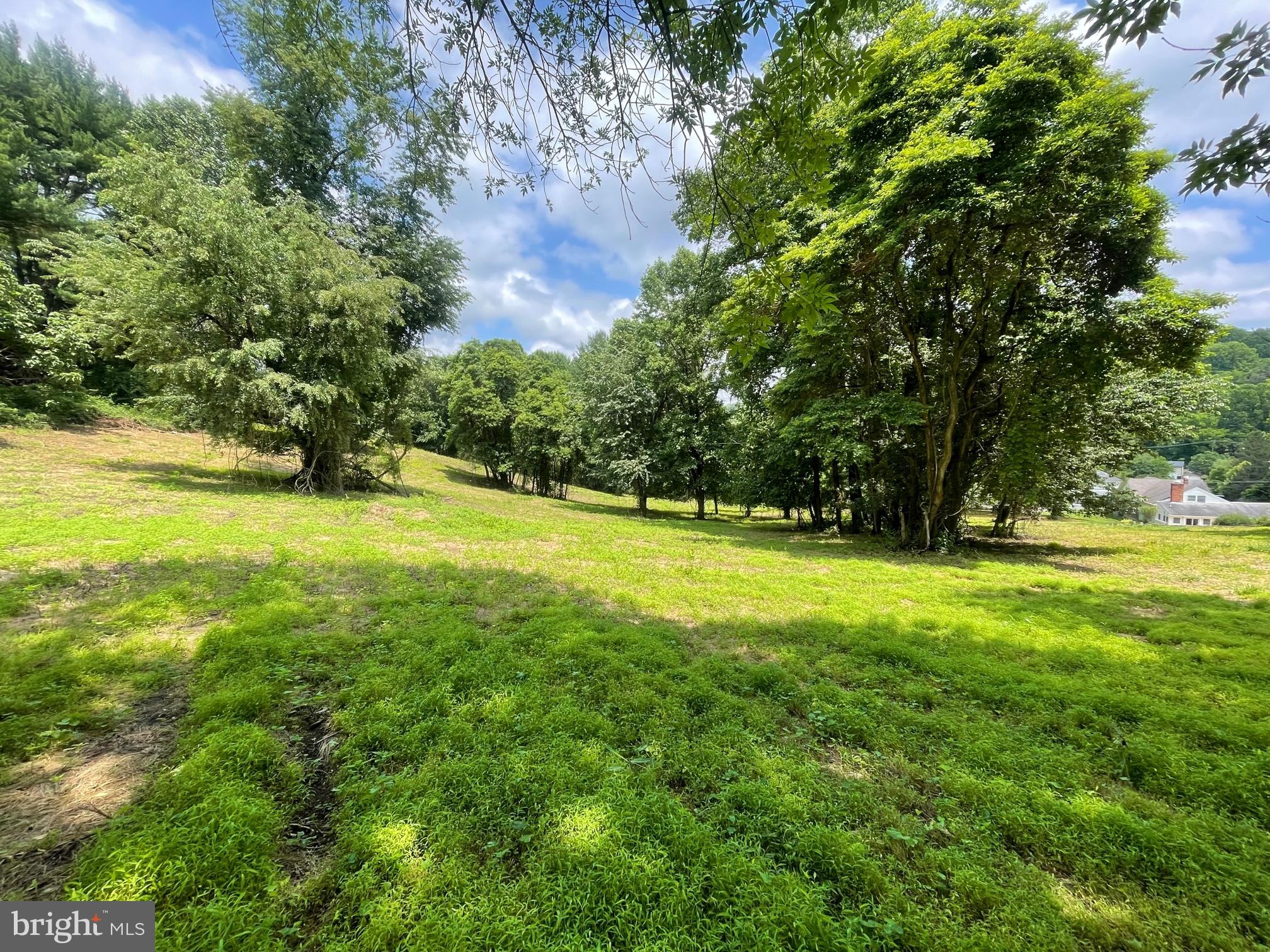 1075 Yorklyn Road Hockessin, DE 19707 - Photo 2 of 7 a view of outdoor space with yard