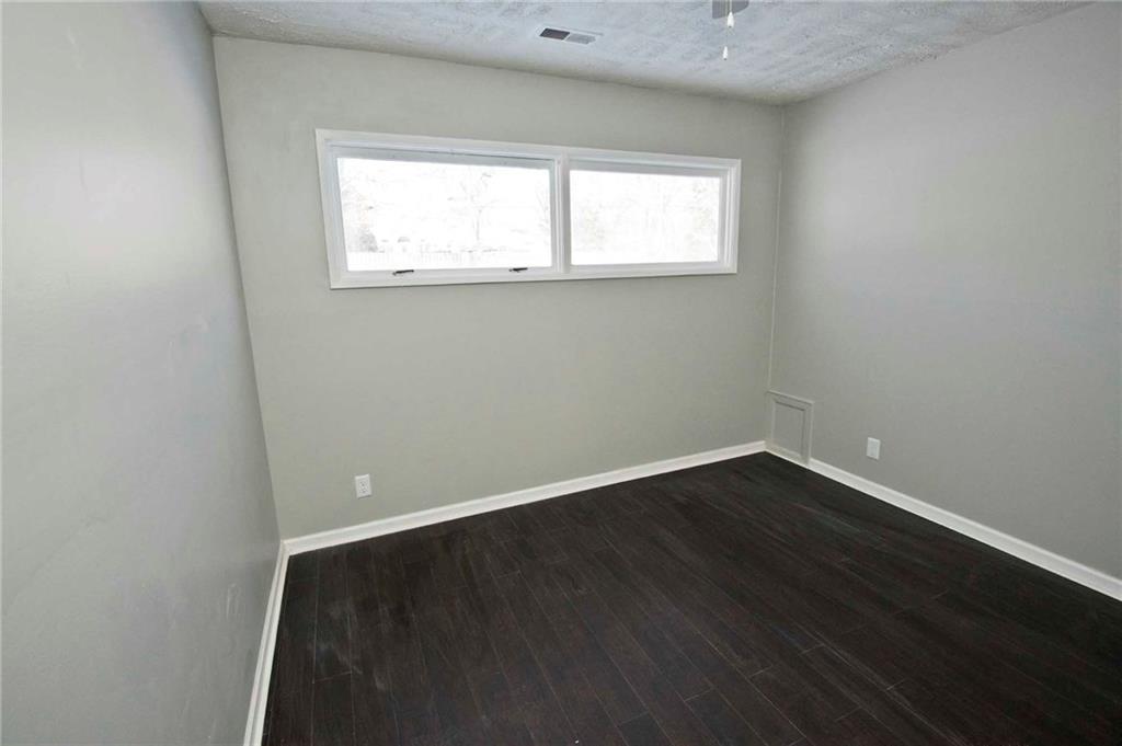 5702 Radnor Road Indianapolis, IN 46226 - Photo 13 of 25 Gallery Image 13