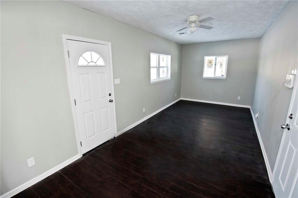 5702 Radnor Road Indianapolis, IN 46226 - Photo 8 of 25 Gallery Image 8