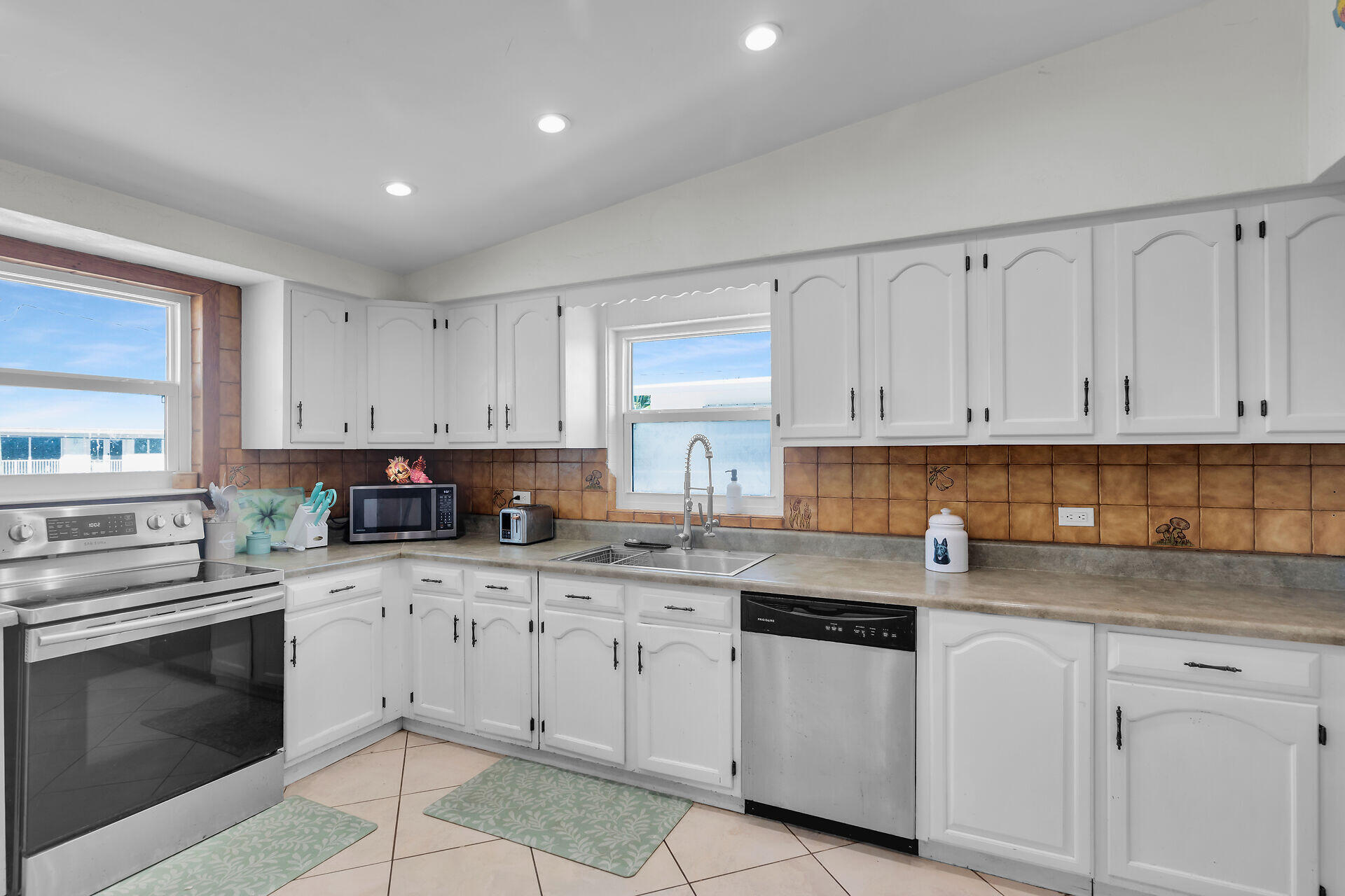 180 La Paloma Road Key Largo, FL 33037 - Photo 32 of 66 virtual-tour-362799-mls-high-res-image-3