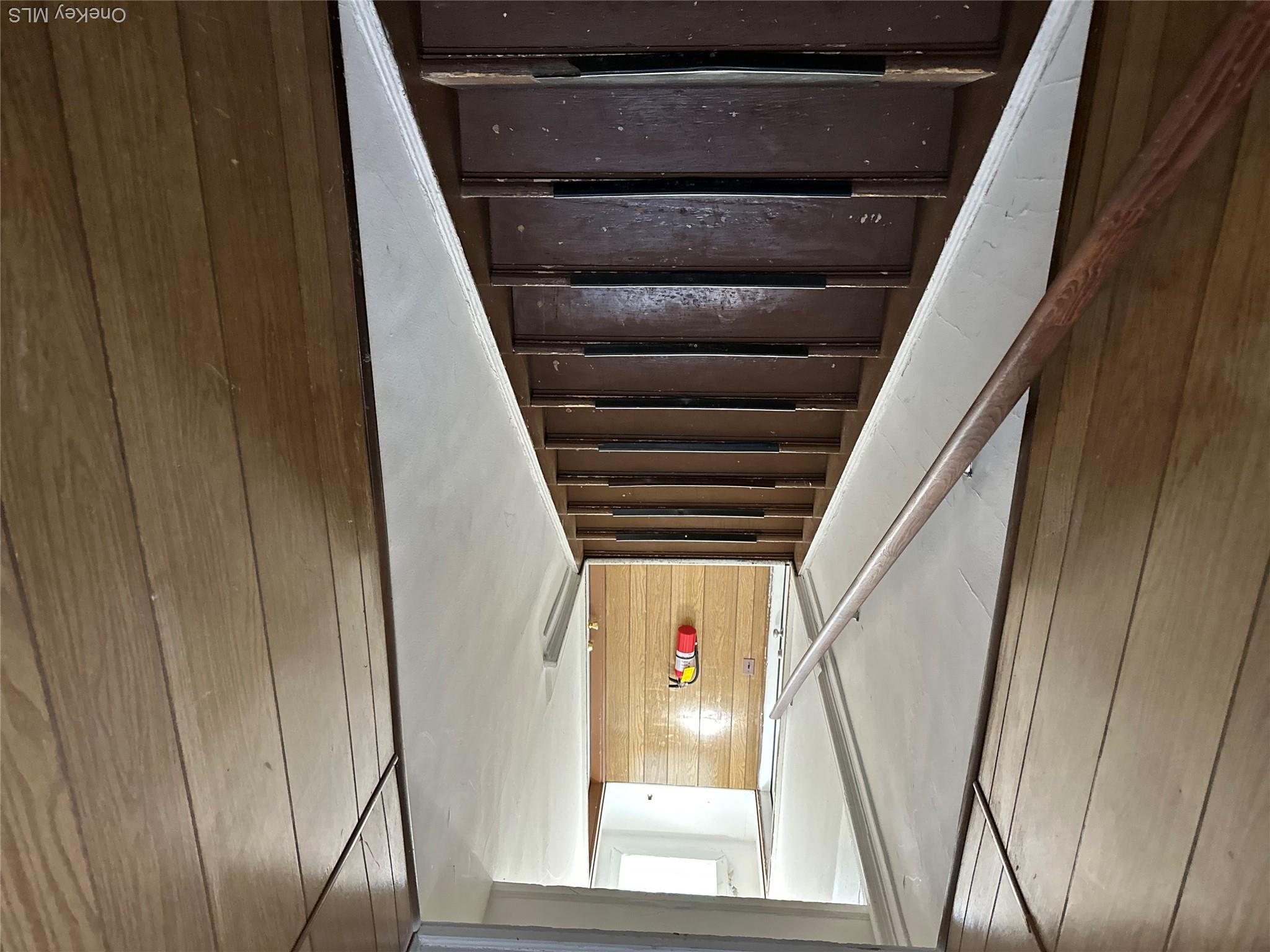 232 Fifth Avenue, Unit S (RIGHT SIDE) Pelham, NY 10803 - Photo 15 of 17 View of stairway