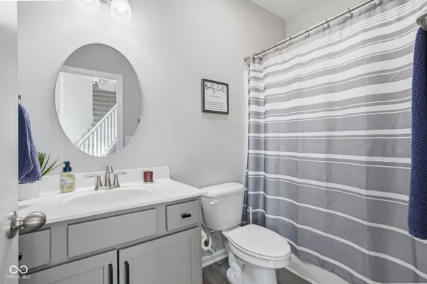 $450,000 | 1906 Doncaster Drive, Avon, IN 46123