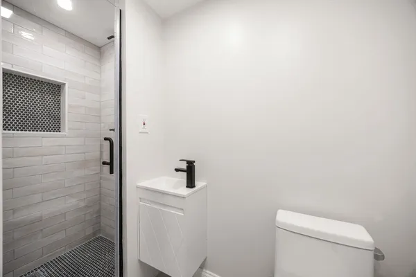 $858,000 | 4 Mead St Court, Boston, MA 02129