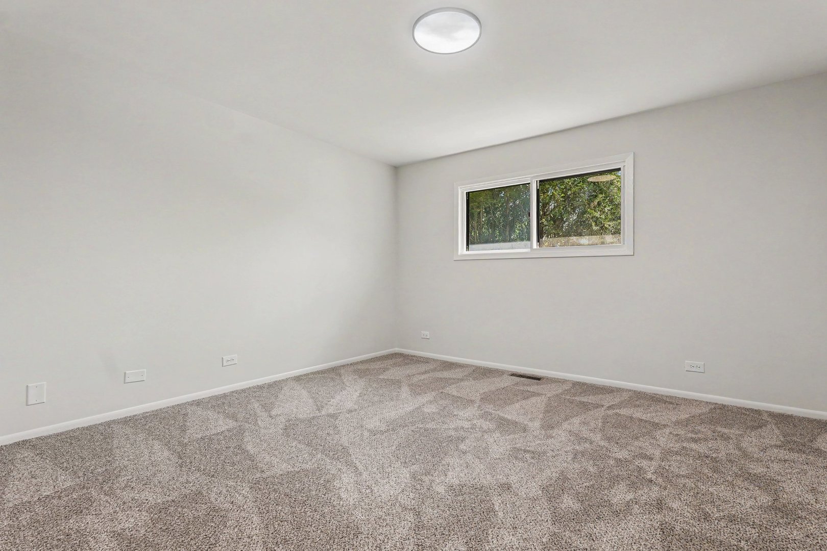 151 Ruga Court Addison, IL 60101 - Photo 12 of 16
