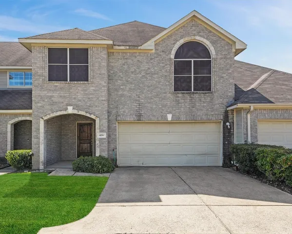 $2,150 | 12511 Silver Cup, Houston, TX 77014