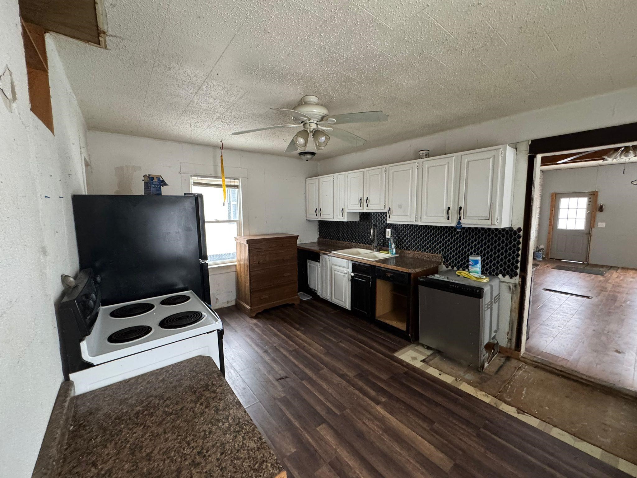 522 Williams Street Tomah, WI 54660 - Photo 6 of 11