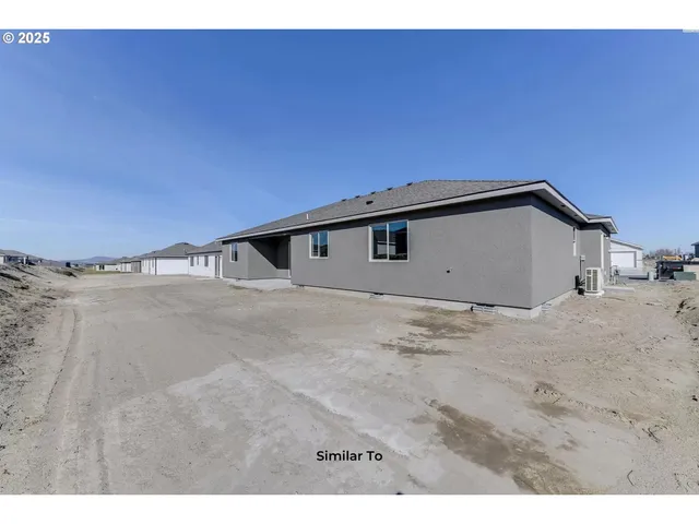 $383,850 | 153 Southwest Eagle Drive, Boardman, OR 97818