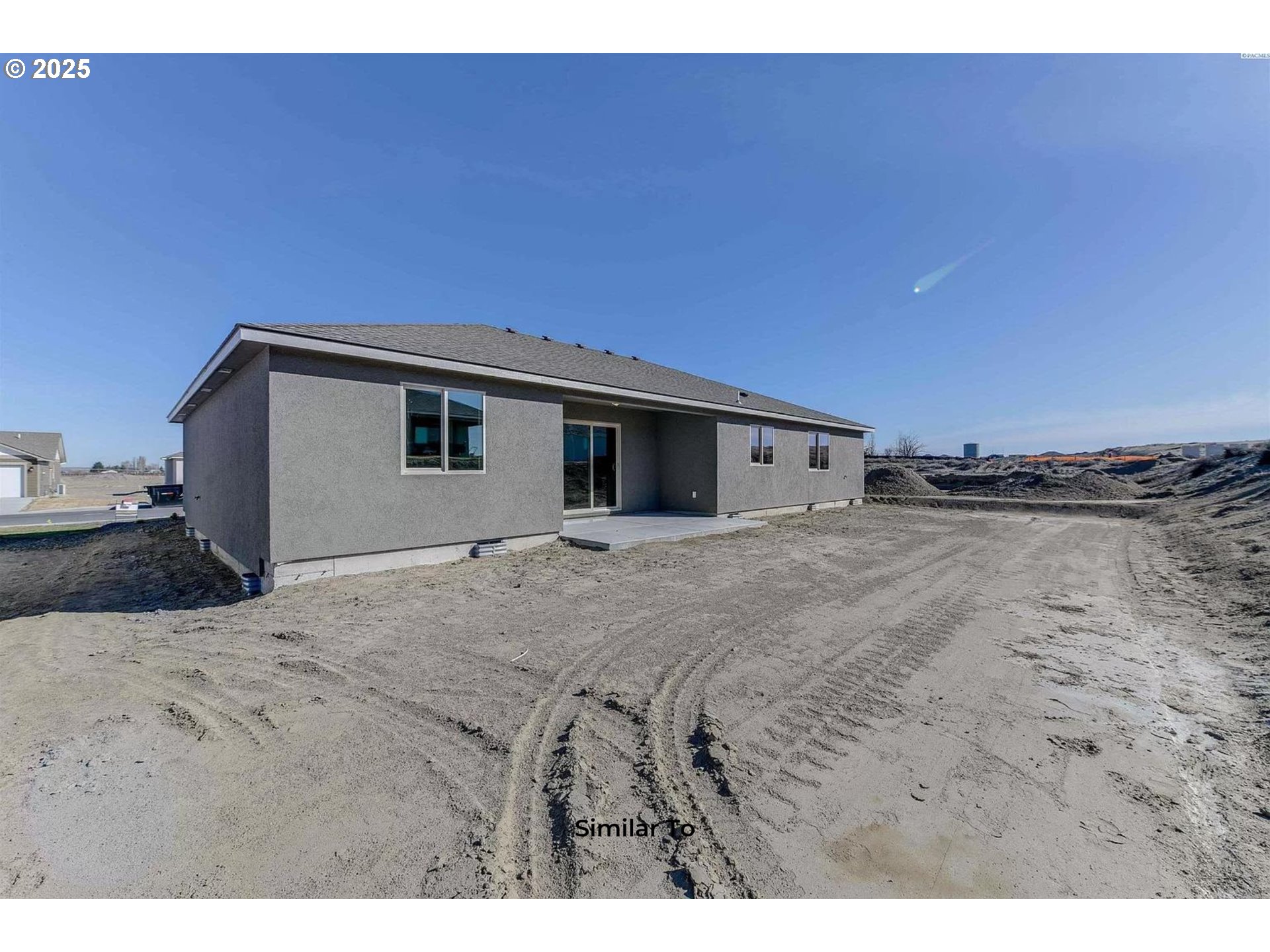 153 Southwest Eagle Drive Boardman, OR 97818 - Photo 3 of 20