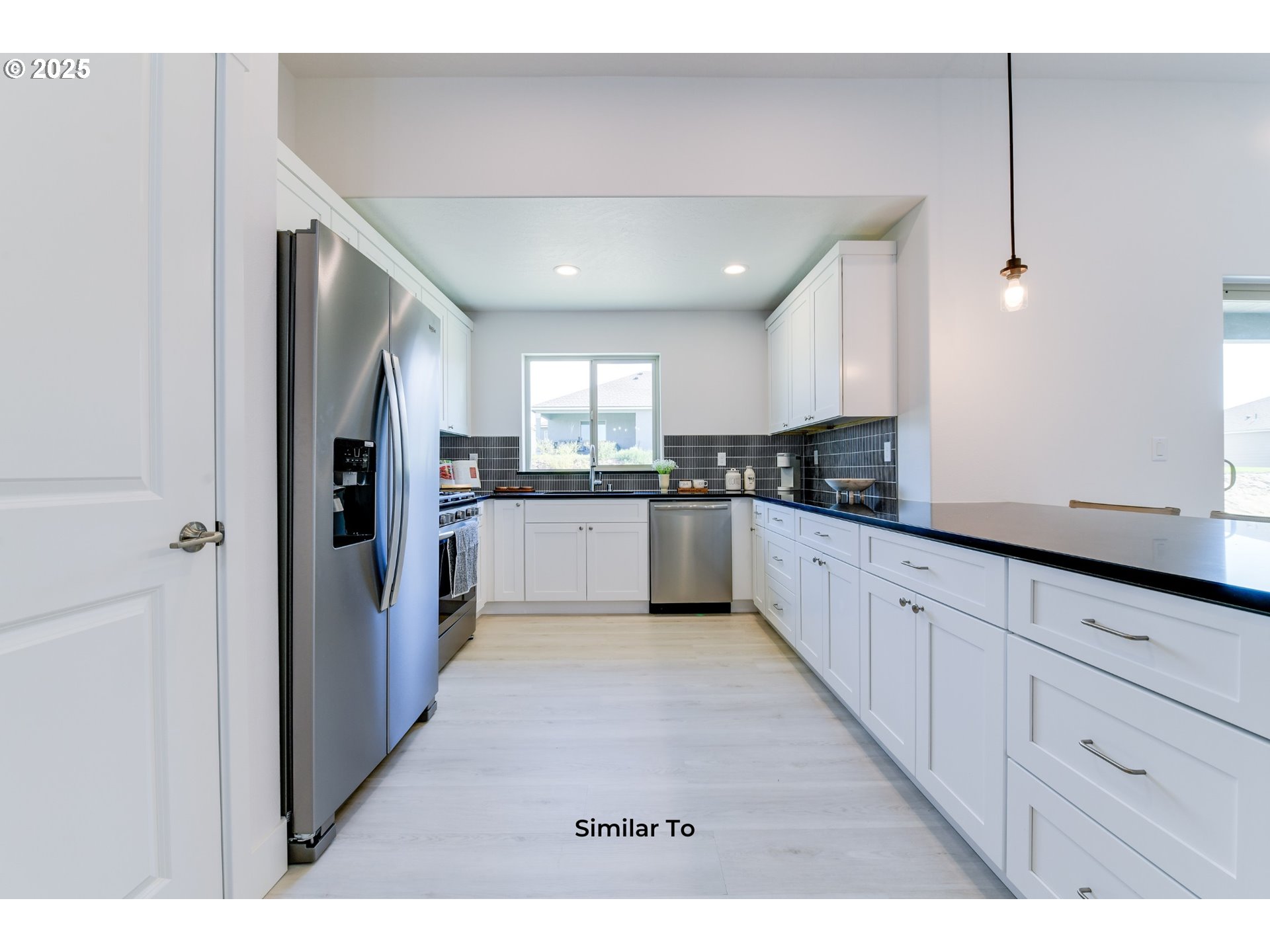 153 Southwest Eagle Drive Boardman, OR 97818 - Photo 10 of 20