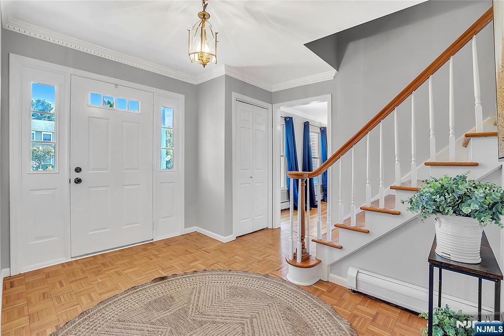 6 Meester Street Mahwah, NJ 07430 - Photo 2 of 47