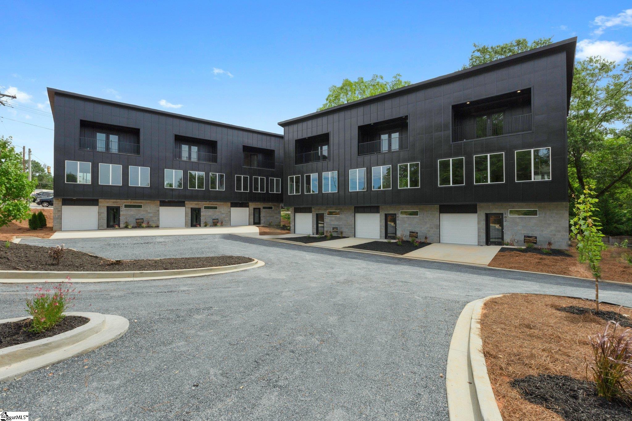 104 Textile Court Easley, SC 29640 - Photo 5 of 30