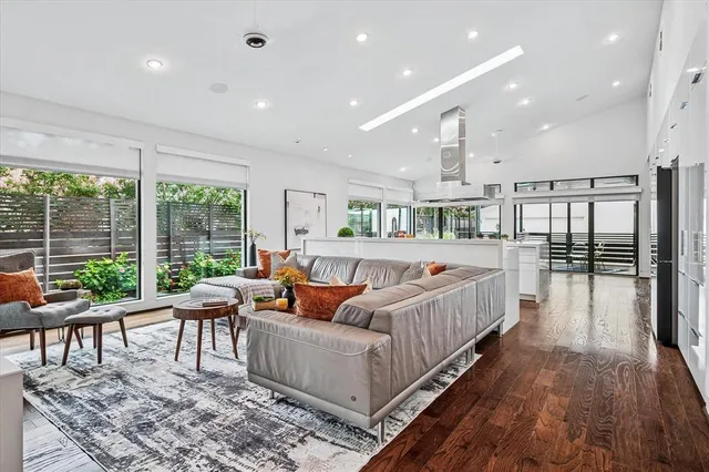 $1,250,000 | 6135 Marquita Avenue, Dallas, TX 75214