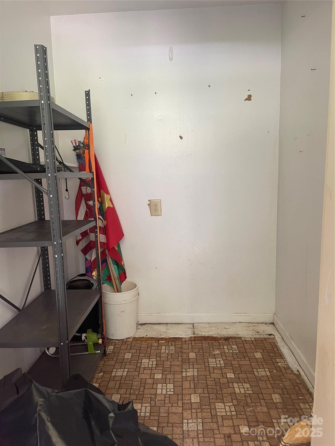 2963 Freezer Locker Road Hudson, NC 28638 - Photo 34 of 35