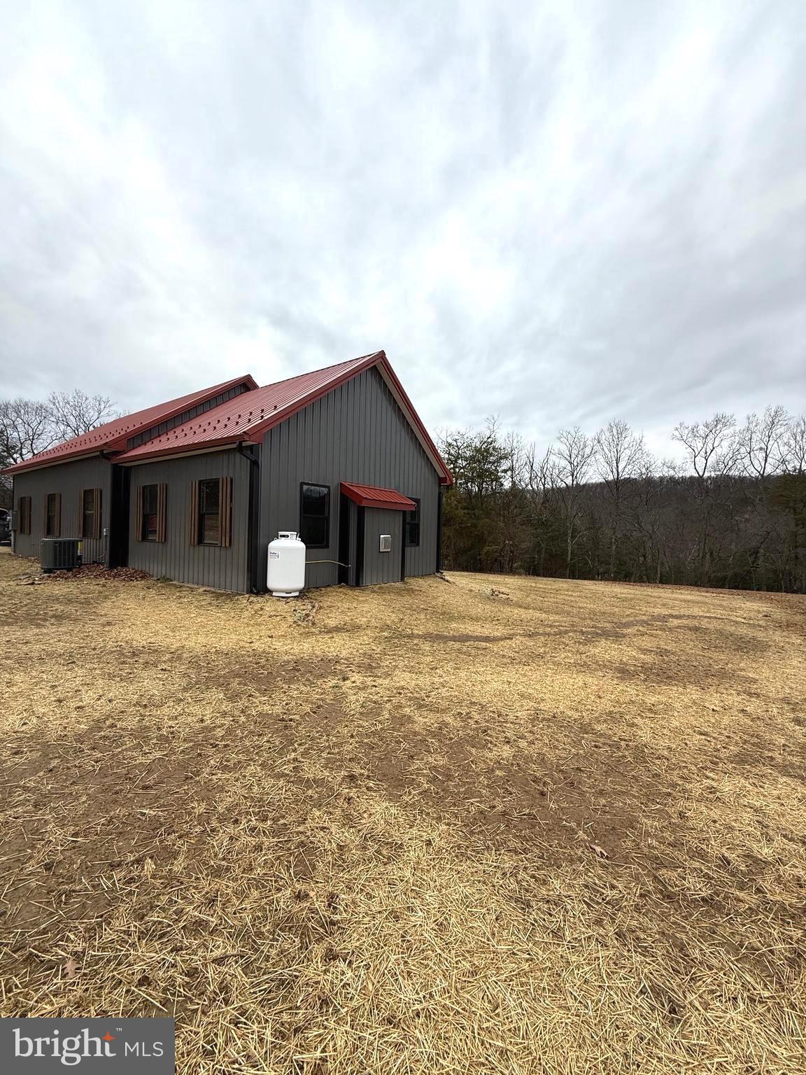 237 Foggy Bottom Lane Berkeley Springs, WV 25411 - Photo 13 of 105