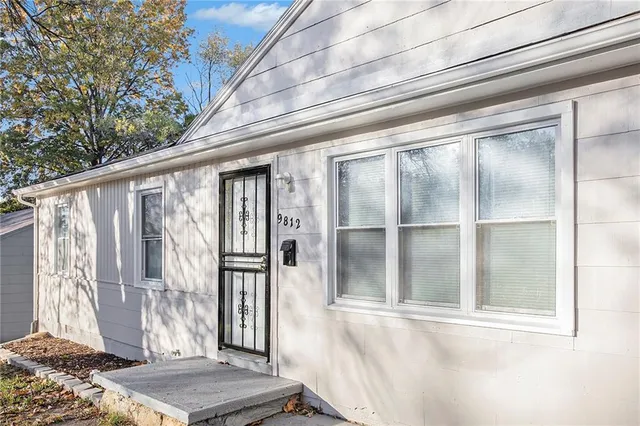 $159,000 | 9812 Marsh Avenue, Kansas City, MO 64134