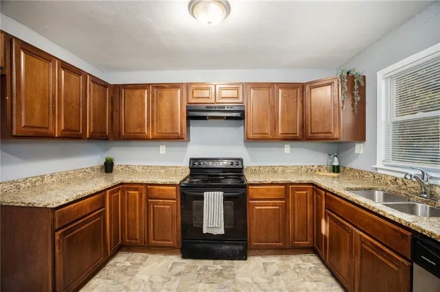 $159,000 | 9812 Marsh Avenue, Kansas City, MO 64134