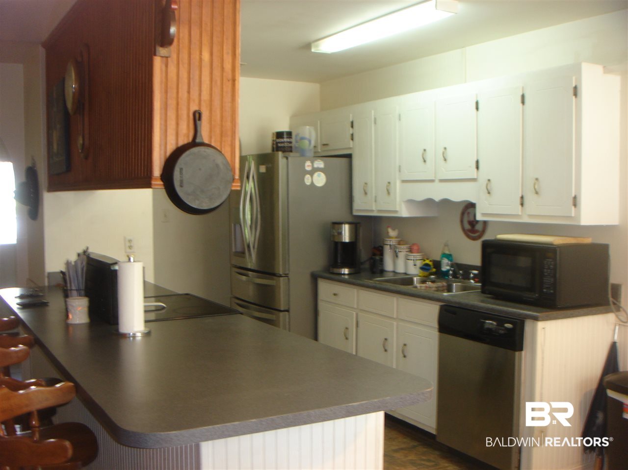 8305 Barrie Drive Theodore, AL 36582 - Photo 2 of 20 New kitchen with new counters and appliances