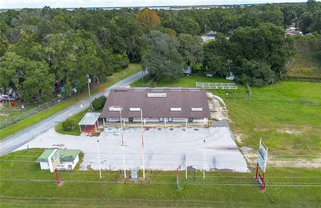 $399,900 | 19241 North US Highway 441, Reddick, FL 32686