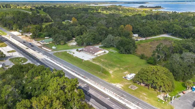 $399,900 | 19241 North US Highway 441, Reddick, FL 32686