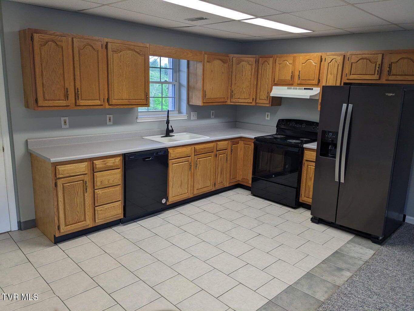 2482 Elk Way Newport, TN 37821 - Photo 8 of 36 13