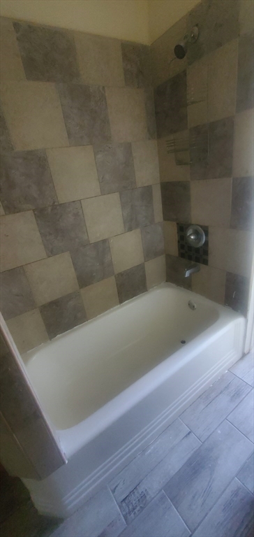 10 Monroe Street Springfield, MA 01109 - Photo 18 of 40