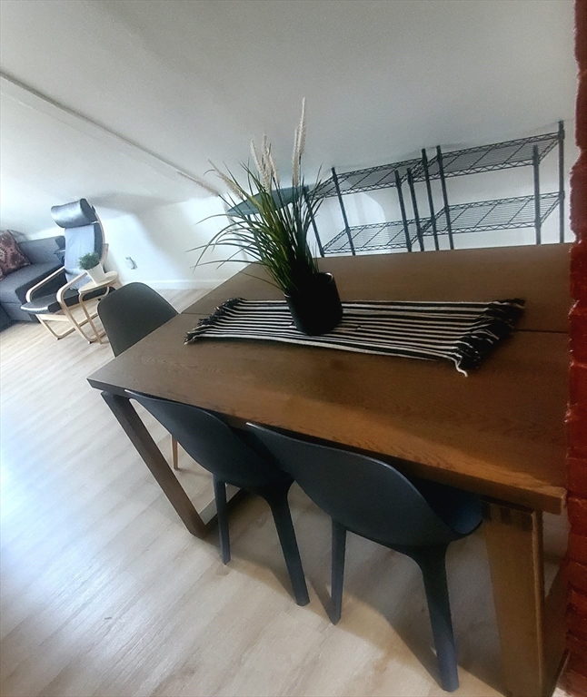 10 Monroe Street Springfield, MA 01109 - Photo 23 of 40