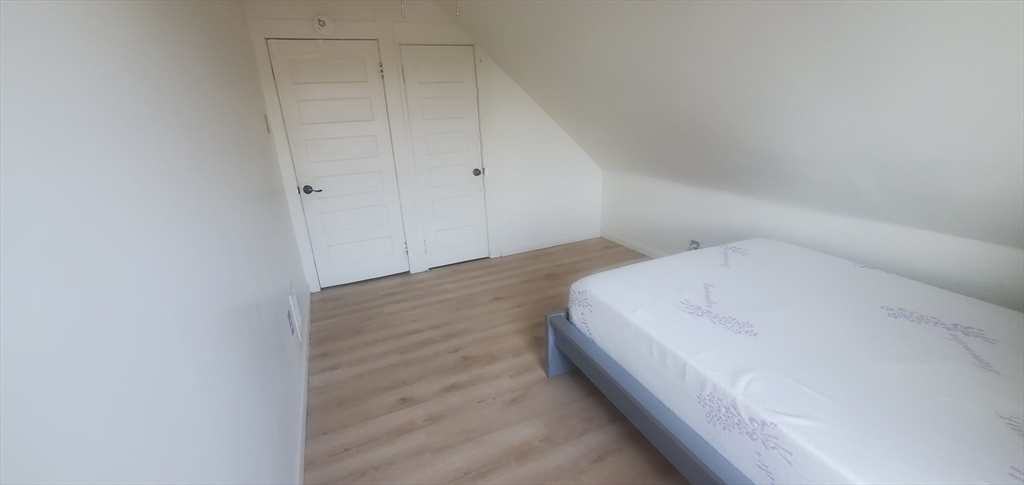 10 Monroe Street Springfield, MA 01109 - Photo 35 of 40