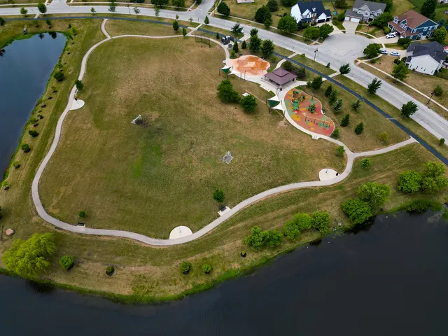 $95,000 | 21350 South Forest View Drive, Shorewood, IL 60404