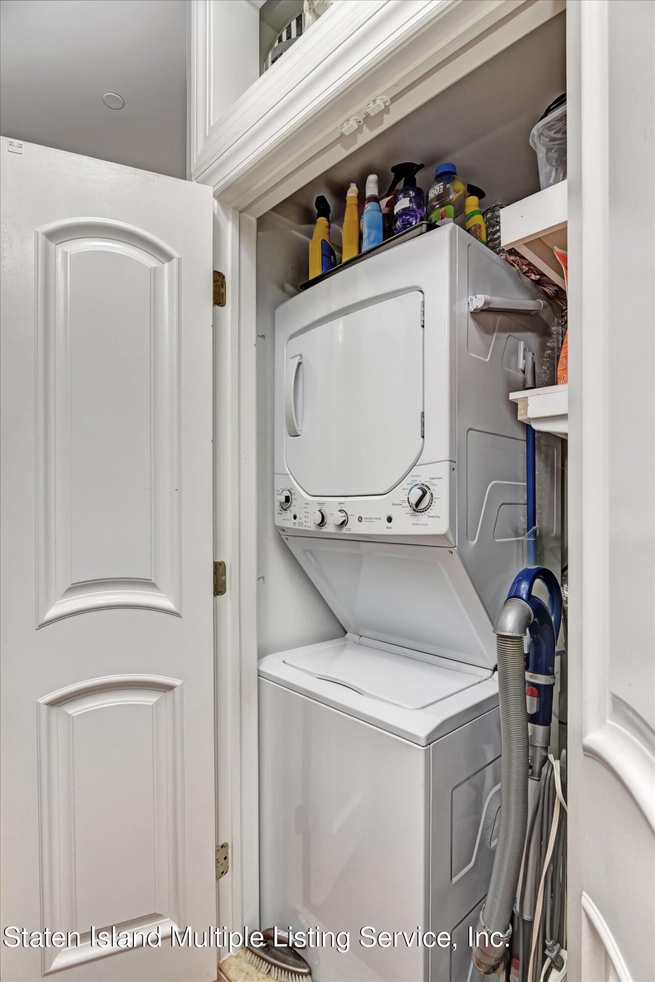 4654 Amboy Road, Unit 2B Staten Island, NY 10312 - Photo 14 of 25 14-Laundry Area
