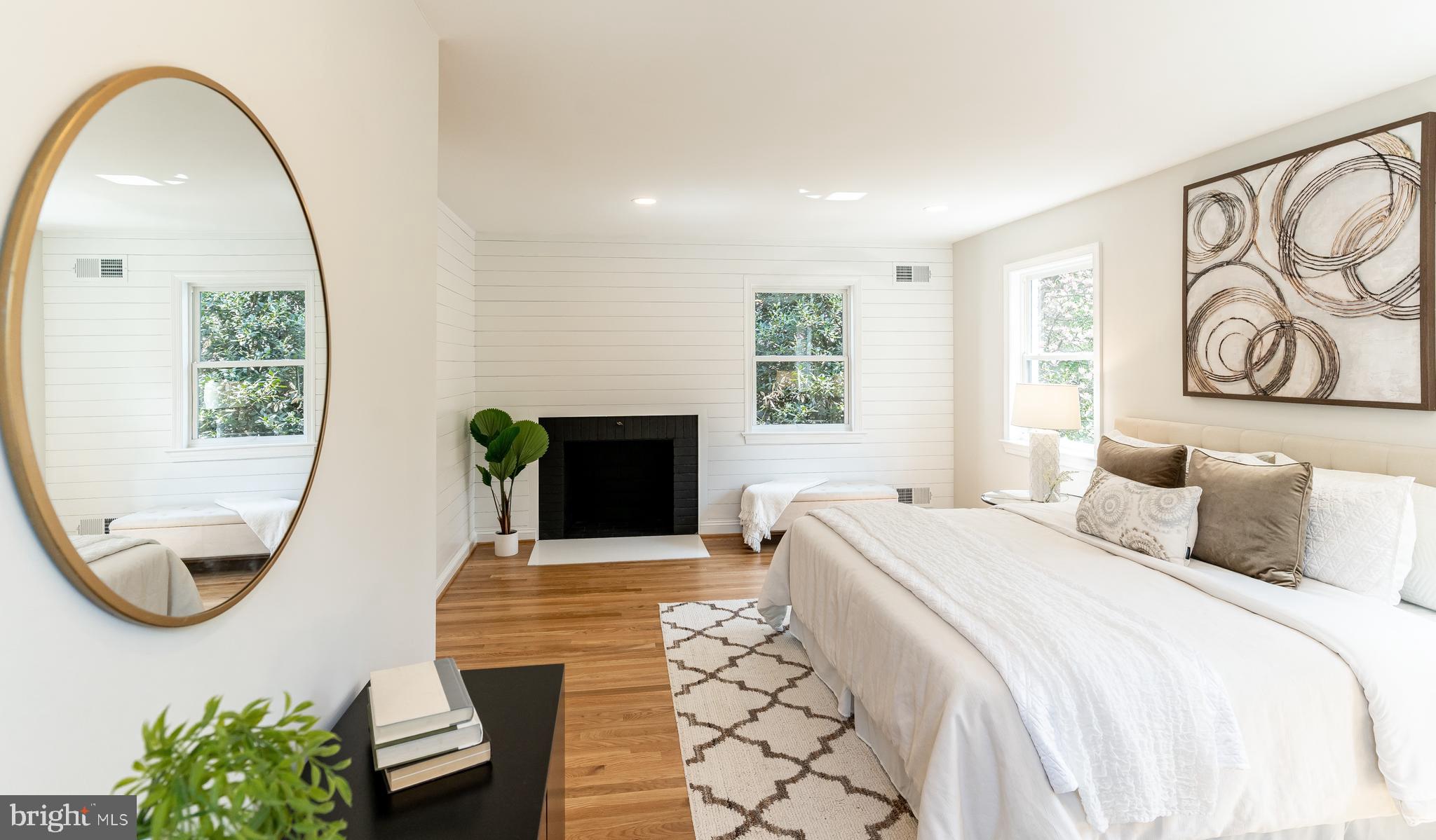 5612 Overlea Road Bethesda, MD 20816 - Photo 15 of 32 Owners' Suite w/Wood-Burning Fireplace