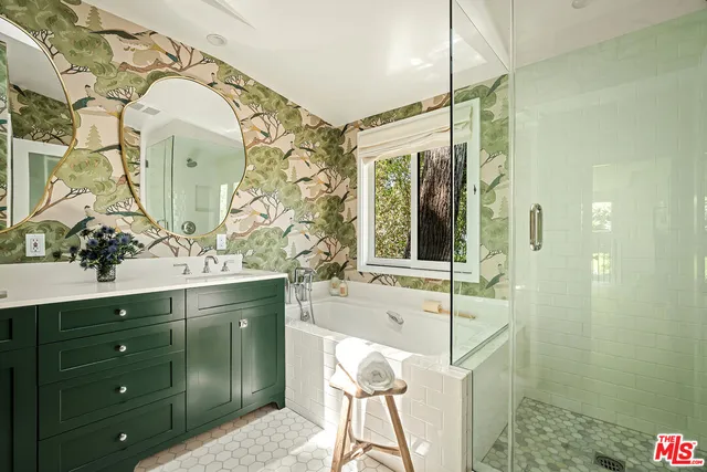 $4,995,000 | 327 East Rustic Road, Santa Monica, CA 90402