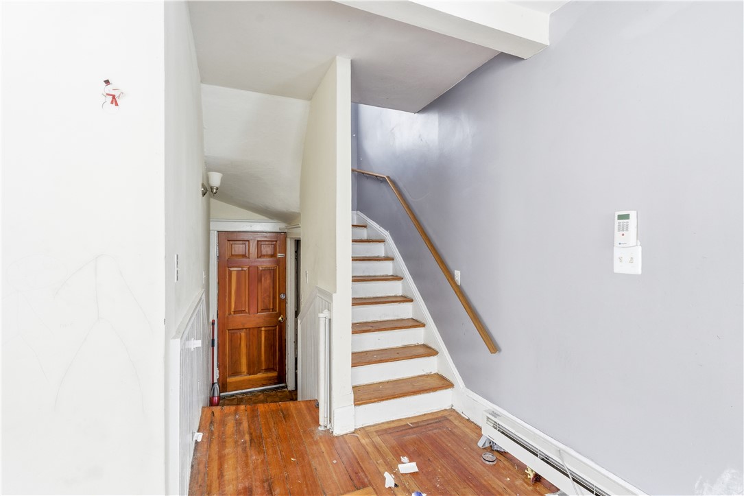 303 Narragansett Street Cranston, RI 02905 - Photo 10 of 26