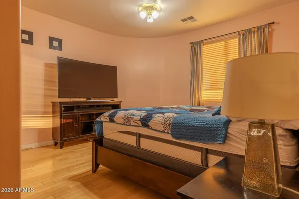 $4,750 | 18425 North 14th Street, Phoenix, AZ 85022