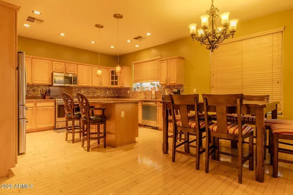 $4,750 | 18425 North 14th Street, Phoenix, AZ 85022