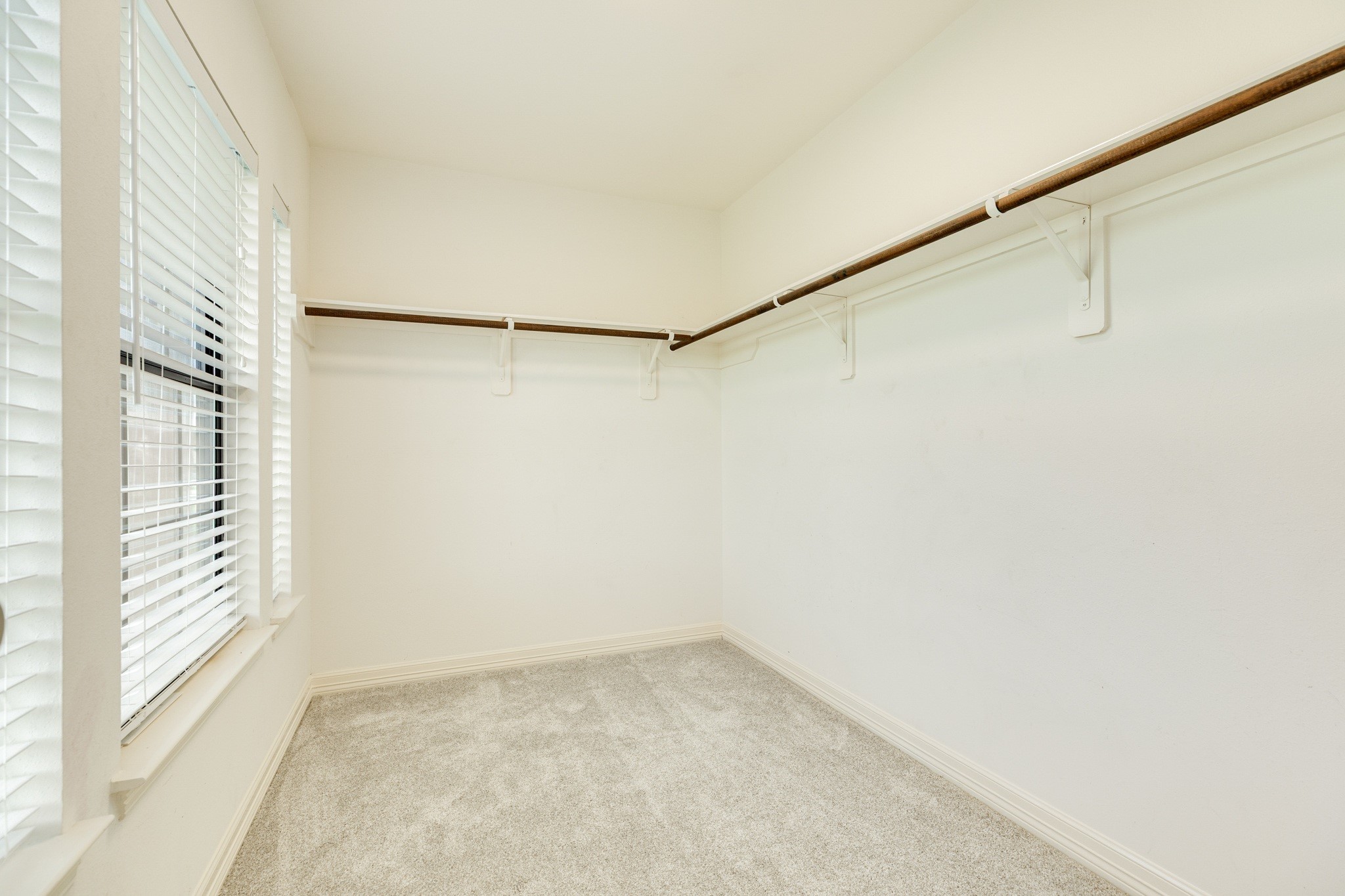 16211 Tankersley Drive Rosharon, TX 77583 - Photo 41 of 46 a view of a room that has a window in it