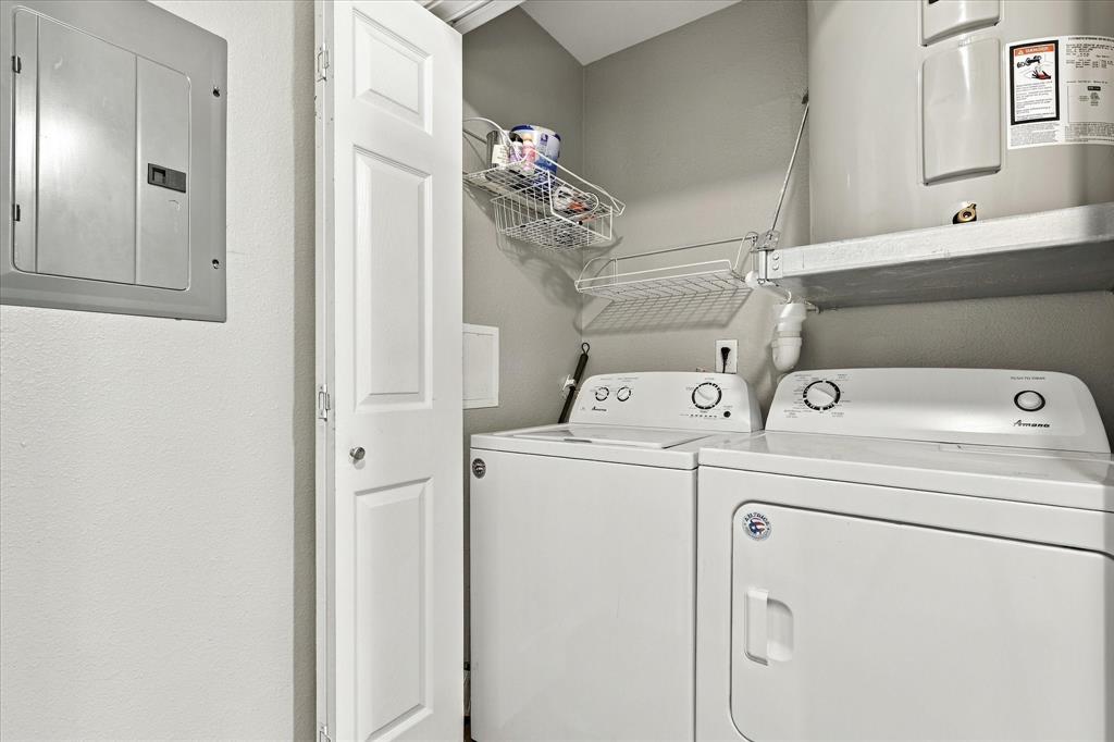 6108 Abrams Road, Unit 501 Dallas, TX 75231 - Photo 14 of 19 Washer and dryer included