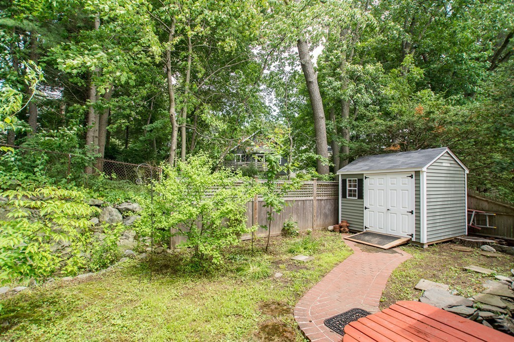 9 Longfellow Road Arlington, MA 02476 - Photo 23 of 30 Gallery Image 23