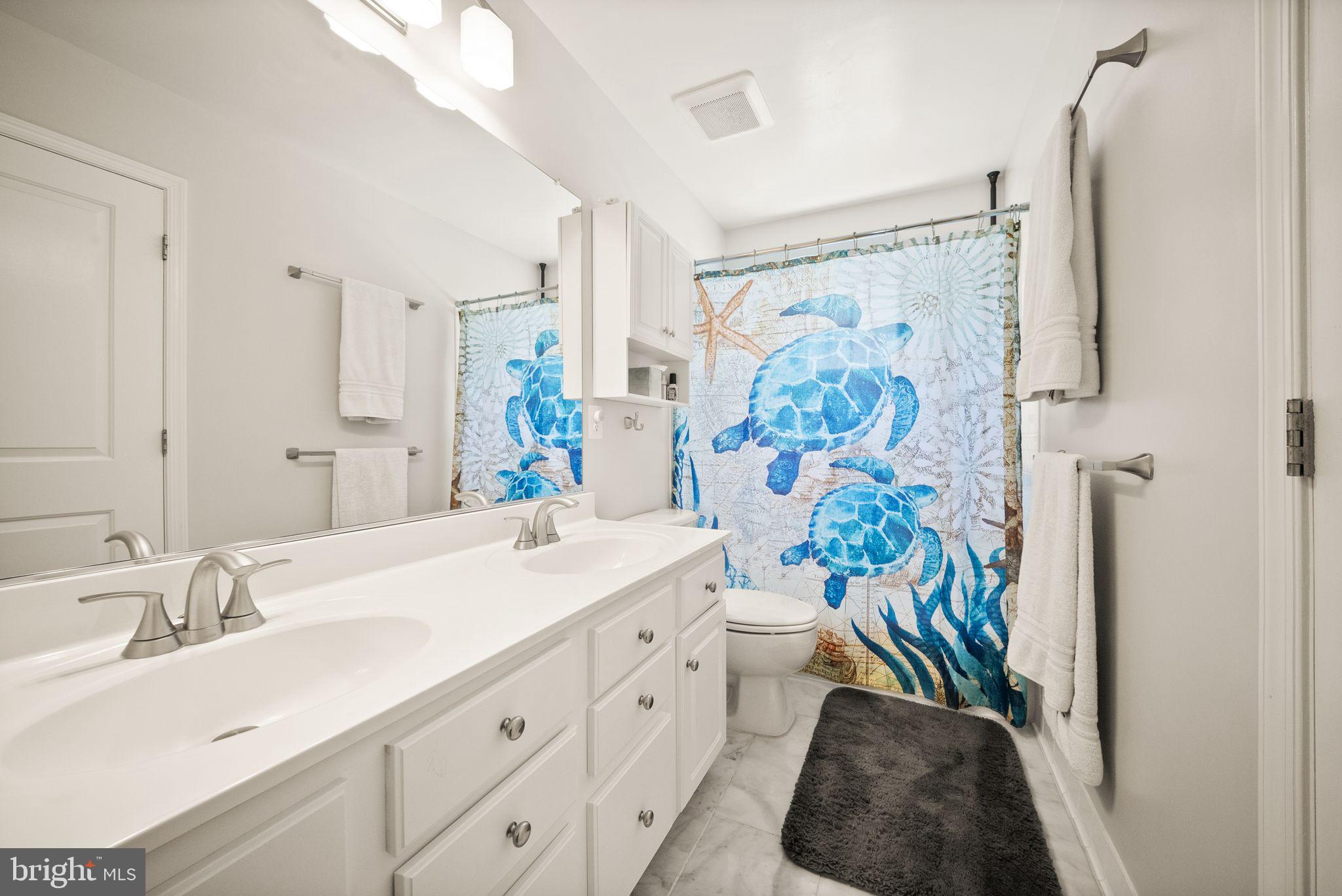 7705 Ridgepark Court Springfield, VA 22153 - Photo 48 of 78 Full bathroom with fresh paint