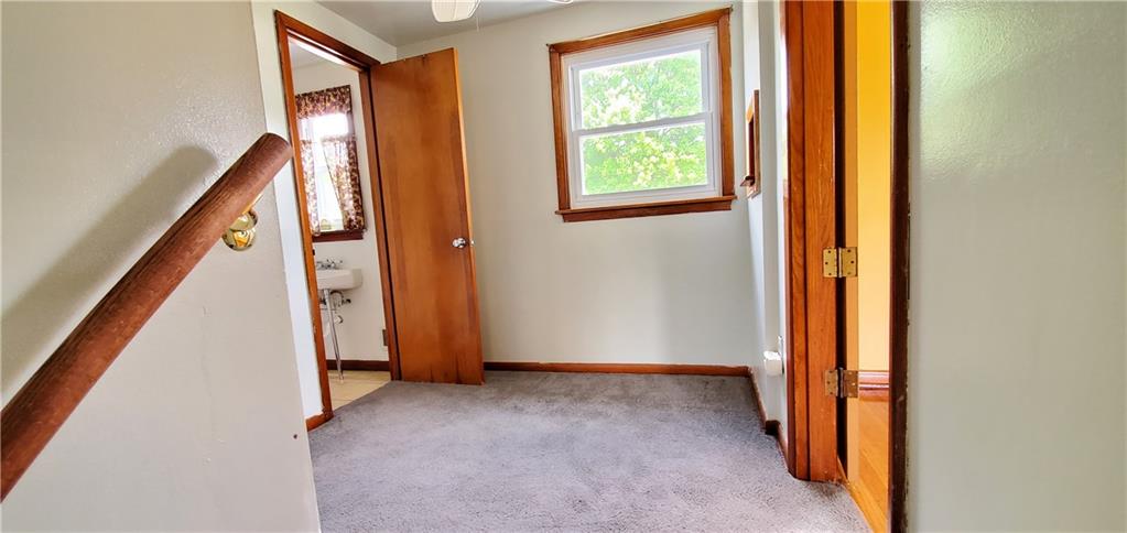 691 Venetia Road Venetia, PA 15367 - Photo 11 of 24 Gallery Image 11