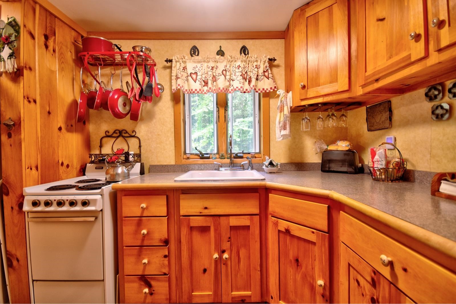 611 Shaker Road Canterbury, NH 03224 - Photo 5 of 26