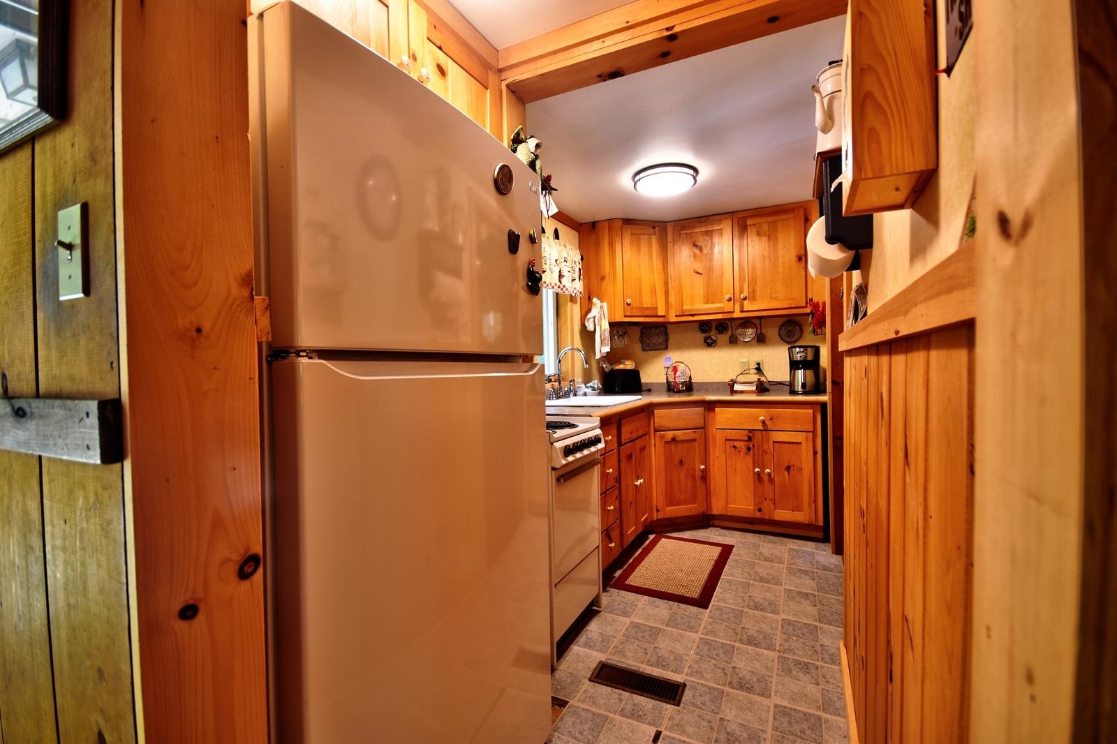 611 Shaker Road Canterbury, NH 03224 - Photo 7 of 26